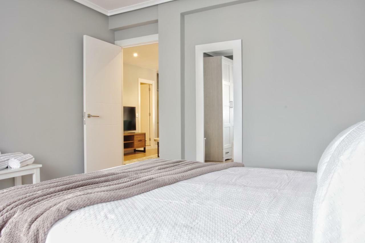 Apartamentos Bahia San Lorenzo กิฮอน ภายนอก รูปภาพ