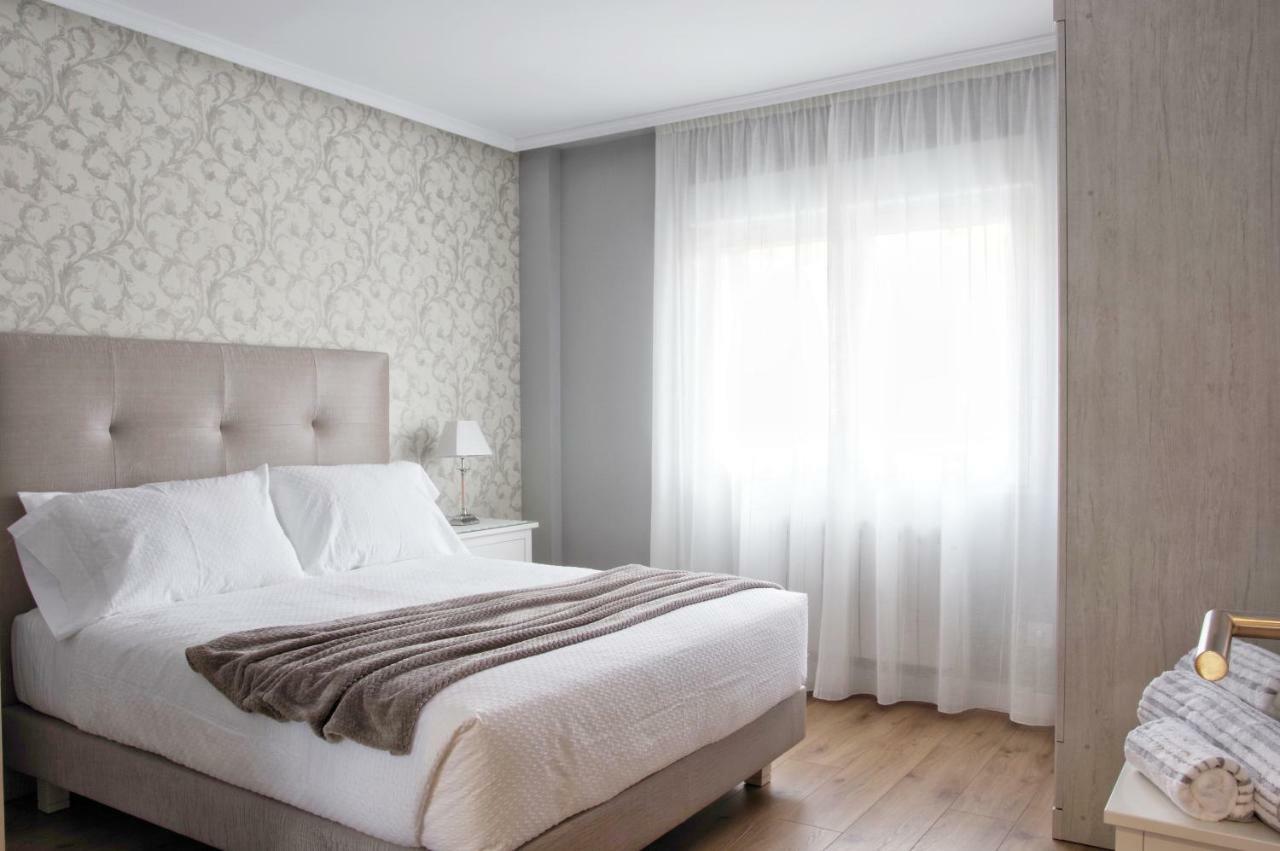 Apartamentos Bahia San Lorenzo กิฮอน ภายนอก รูปภาพ